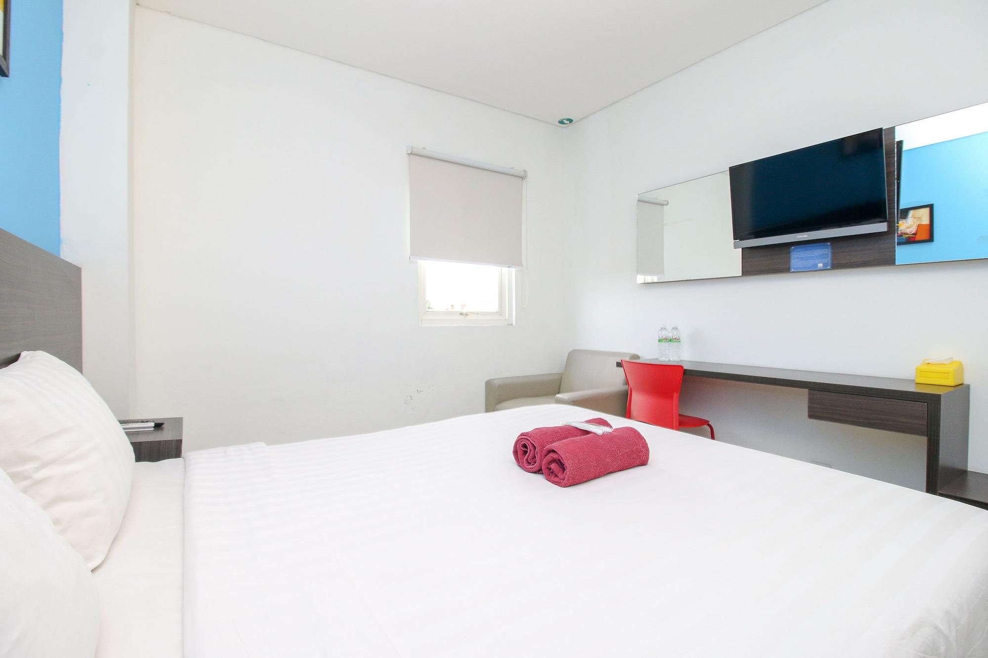 Pratama Hotel & Convention Mataram Exterior photo
