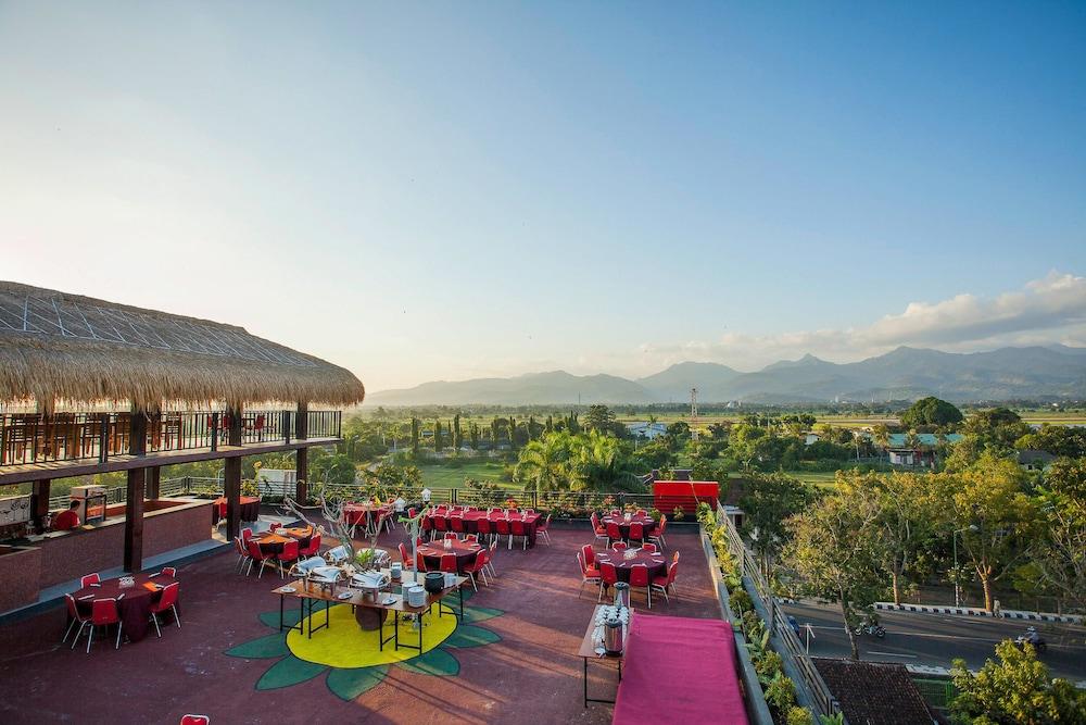 Pratama Hotel & Convention Mataram Exterior photo