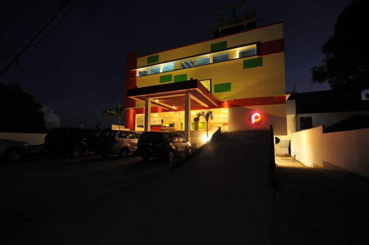 Pratama Hotel & Convention Mataram Exterior photo