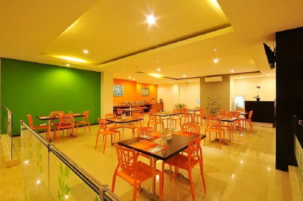 Pratama Hotel & Convention Mataram Exterior photo